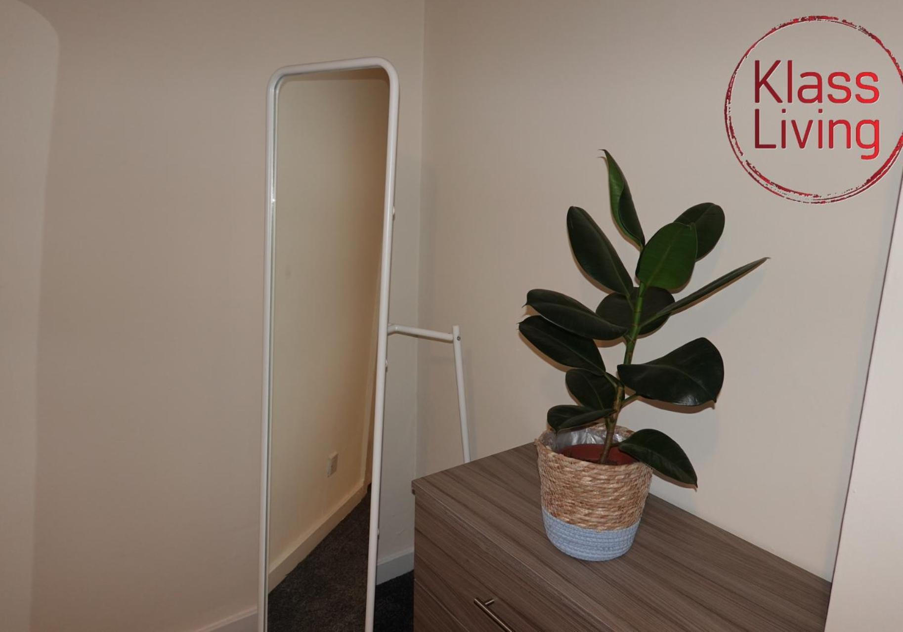 Welsh Drive Apartment By Klass Living Blantyre High Blantyre Buitenkant foto